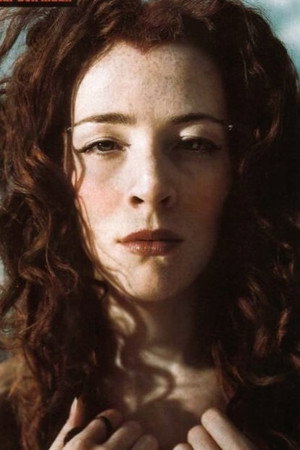 Melissa Auf der Maur in The Smashing Pumpkins - Greatest Hits Video Collection
