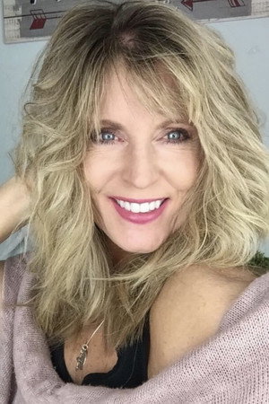 Tracey Tischler in Portrait of A Rebel
