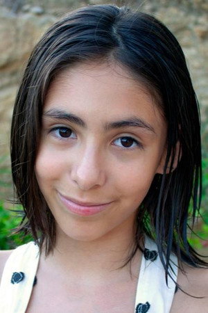 Gala Bichir in V for Victor
