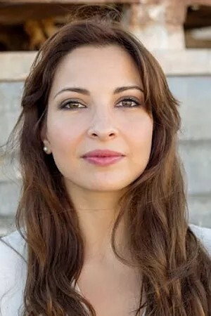 Antonella Carone in It's me against you - The mystery of the spellbound school