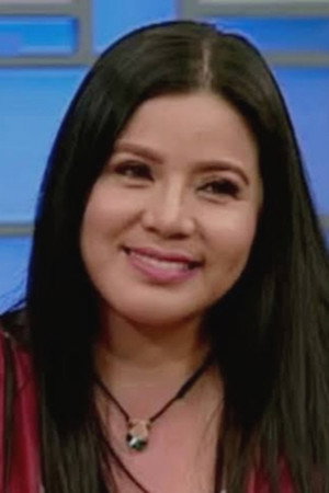 Klaudia Koronel in Pisil