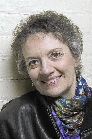 Phyllis Frelich in Sweet Nothing in My Ear