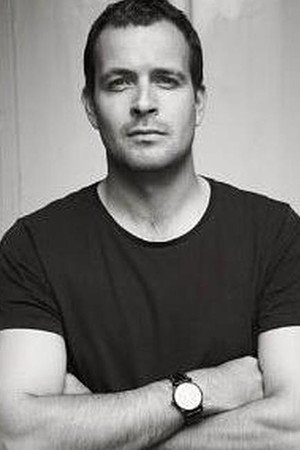 Robert Paterson in Buried