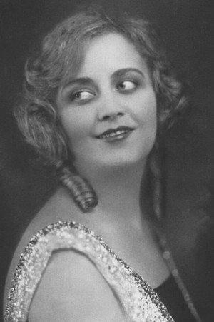Alexandra Sorina in The Hands of Orlac