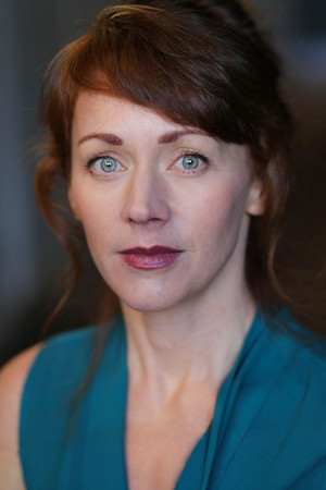 Lucianne McEvoy in The Problem with People