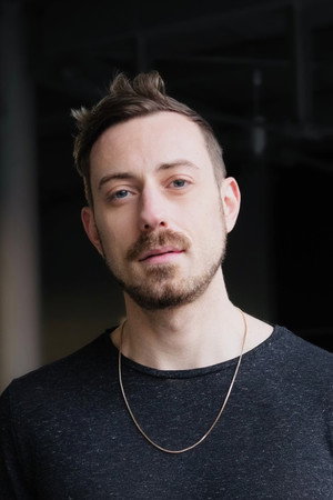 Alex Lee in I Have to Run