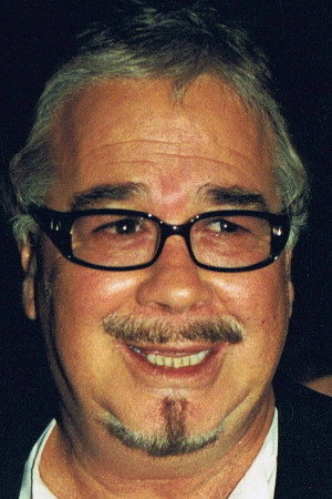 Yehuda Barkan in Escape to the Sun