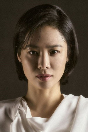 Kim Hyun-joo in JUNG E
