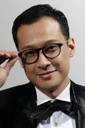 Uli Herdinansyah in Sing to the Dawn