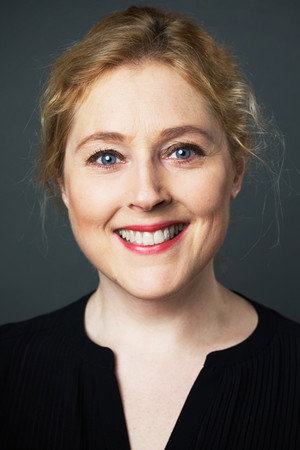 Hanna Dorsin in Revyn – Bakom skratten
