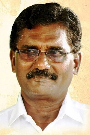 Vela Ramamoorthy in Mehandi Circus