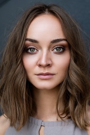 Laura Bilgeri in The Recall