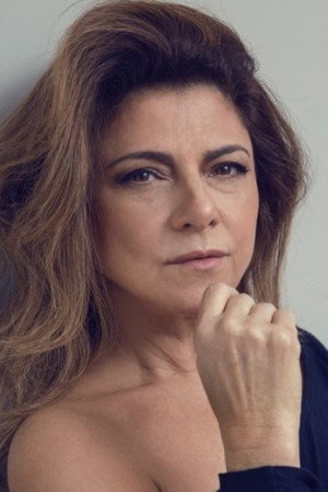 Vânia de Brito in Suspension Points