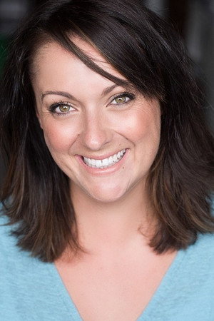 Celeste Barber in Runt
