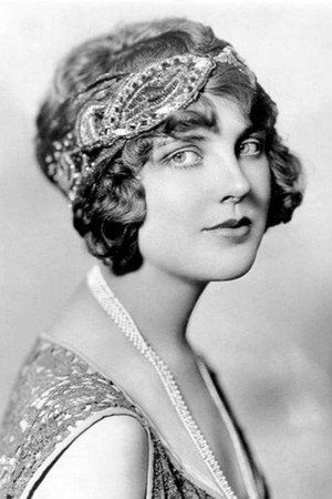 Justine Johnstone in Blackbirds