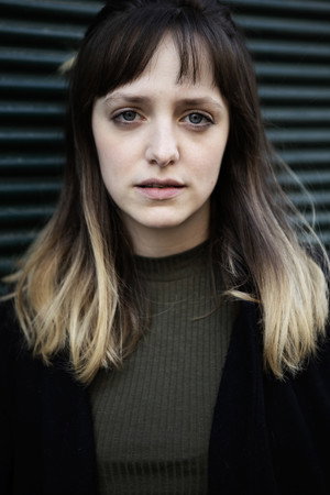 Anna Suk in Wannabe