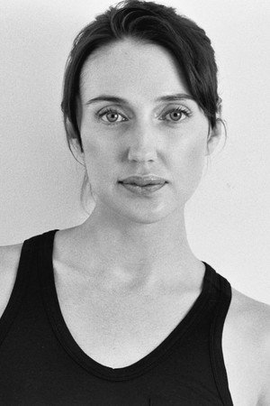 Anna Schafer in The Right Mom
