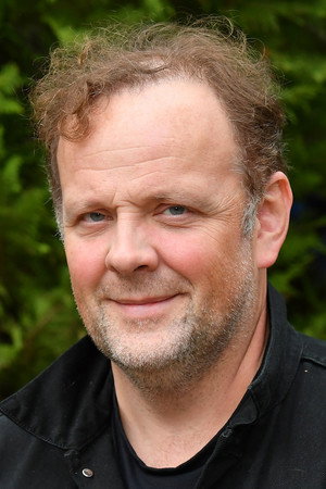 Grégory Gadebois in Reinventing Marvin