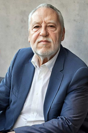 Mustapha Preure in Lumières