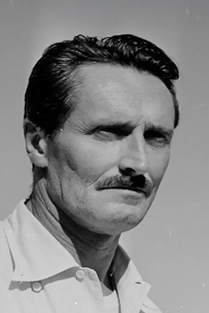 Pietro Germi in Escape to France