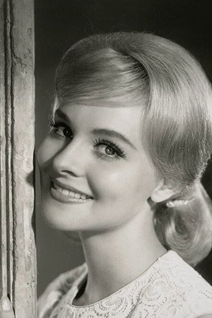 Diane McBain in Puppet Master 5  The Final Chapter