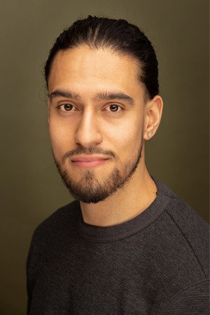 Jon Gutierrez in Santi