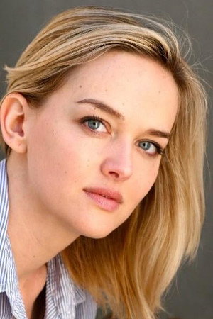 Jess Weixler in Fully Realized Humans