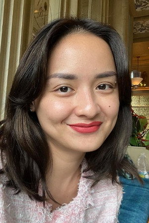 Joanna Alexandra in Siapa Dia