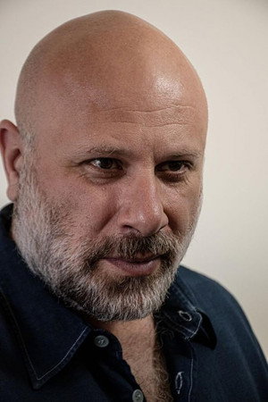 Vincenzo Pirrotta in Lo Scuru