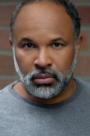 Geoffrey Owens in Susie Searches