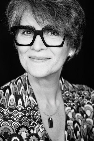 Maria Munro in Sisters