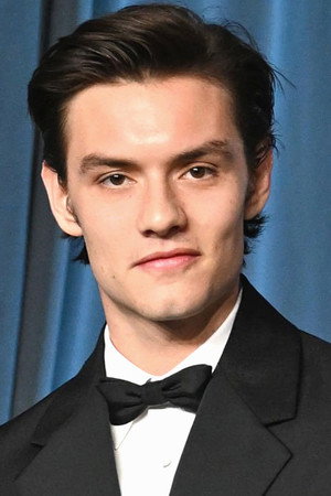 Louis Partridge in Enola Holmes 3