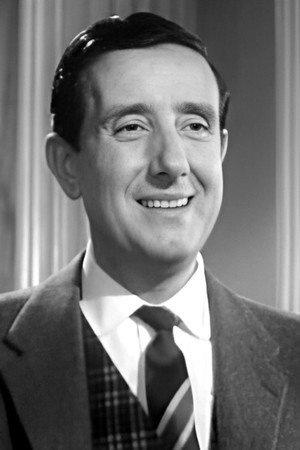 Manolo Gómez Bur in The Gang of Eleven