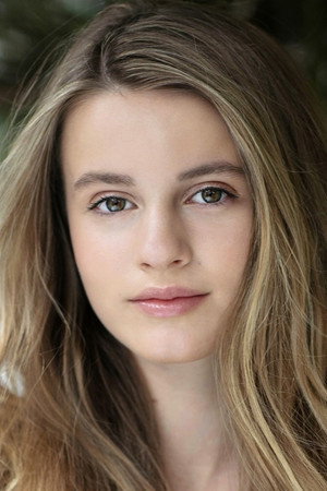 Isabella Cuda in What Lola Wants