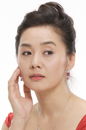Lee Eung-kyung in 100 Days with Mr. Arrogant
