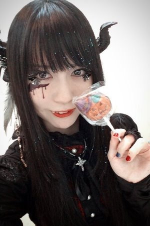Uyu in Atelier 20th Special Live