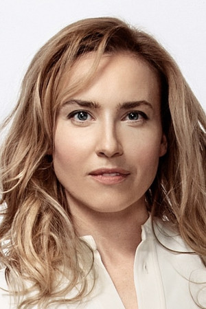 Yuliya Aleksandrova in Present Future