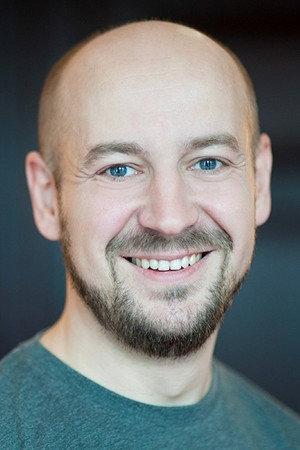Øystein Martinsen in Next Door