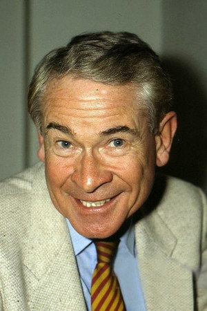 Stanley Baxter in Bing Crosby's Merrie Olde Christmas