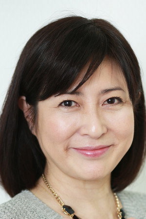 Kumiko Okae in Curse of the Seven flutes