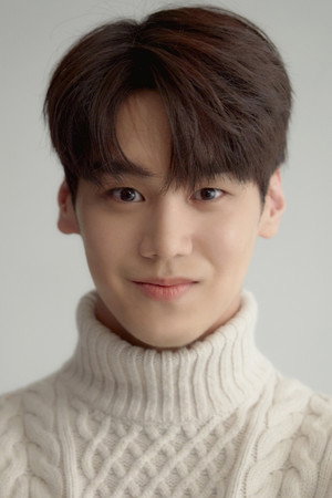 Hong Seung-bum in Show Me the Ghost