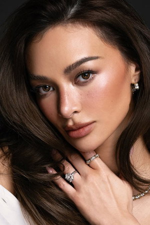 Kylie Verzosa in Abay Babes