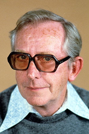 Lewis Gilbert in 30 Years of James Bond