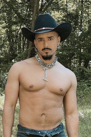 Luis Ortiz in Bud Bluntsky's Day Off