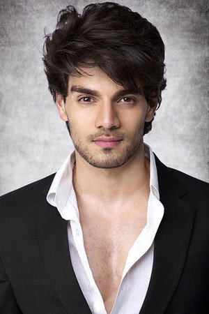 Sooraj Pancholi in Satellite Shankar
