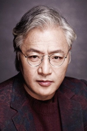 Lee Kyung-young in The Merciless