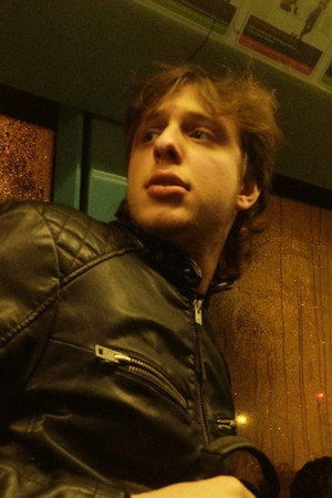 Mathis Vassakos in L'antre de la folie