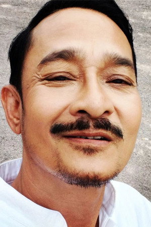 Pradit Prasartthong in ManSuang