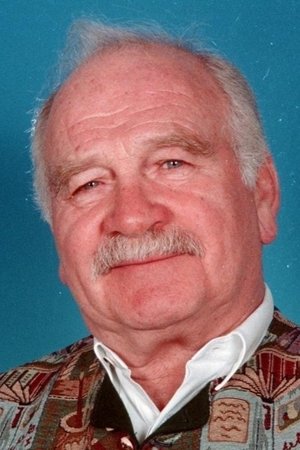 Peter Steiner in Drei Dirndl in Paris