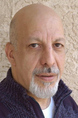 Erick Avari in Stargate